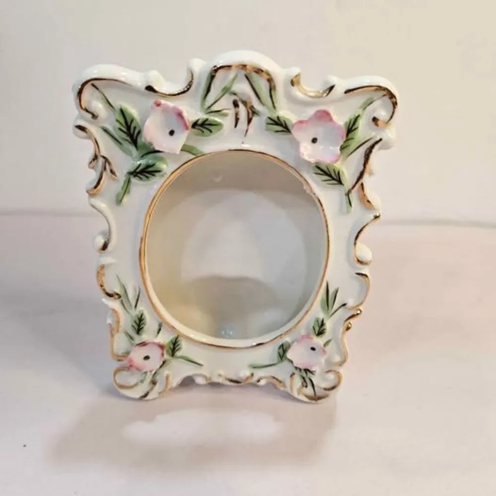 Vintage Ornate Ceramic Floral Picture Frame